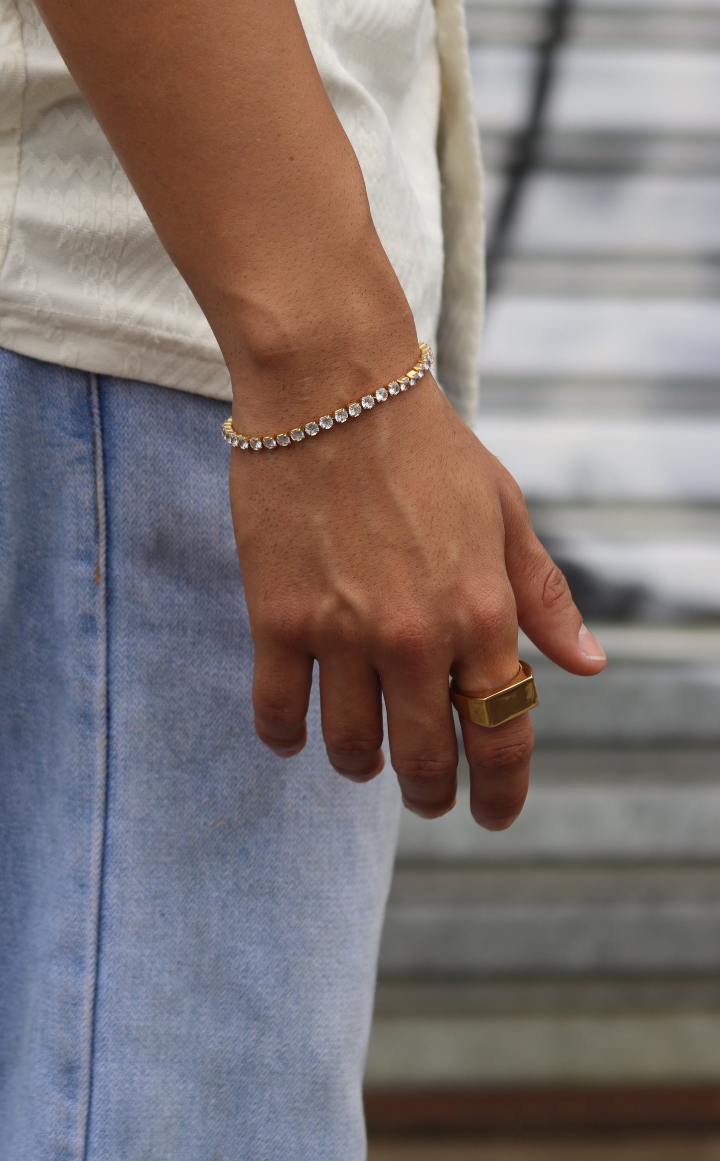 BRAVÍÍO BRACELET GOLD